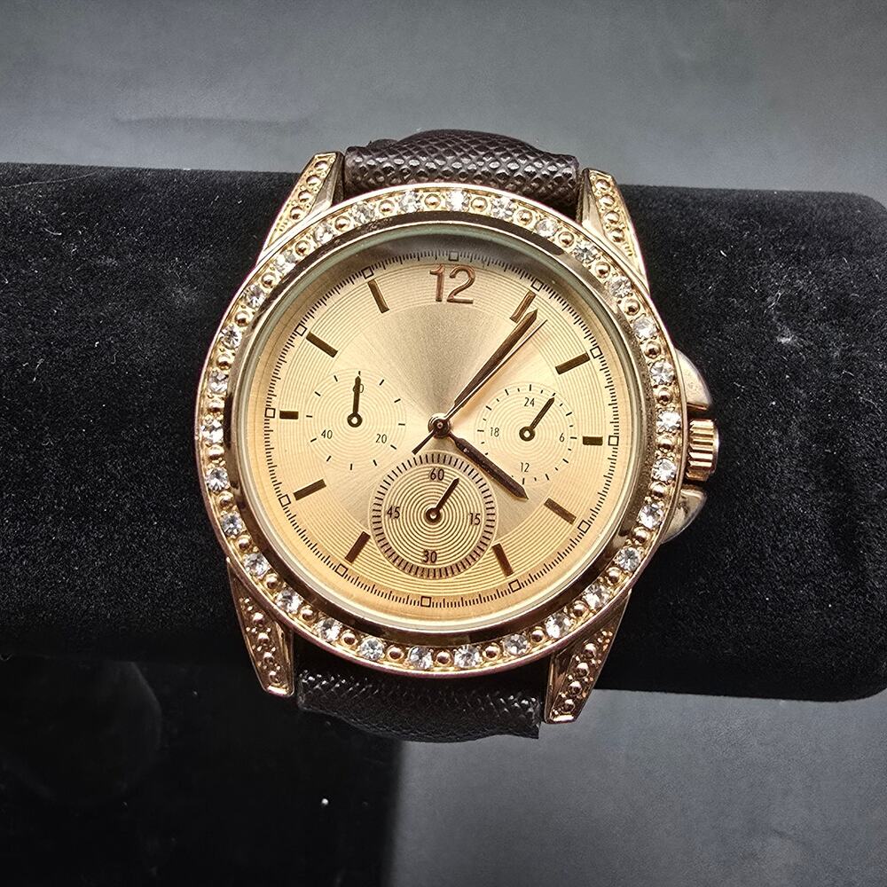 Woman's Gold Tone Watch Brown Band‎ Quartz WORKS Working